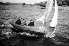 1934