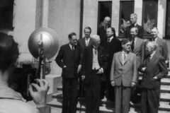 Saro1947_1-400x250