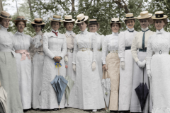Saro_Hvita_Damer1899-1